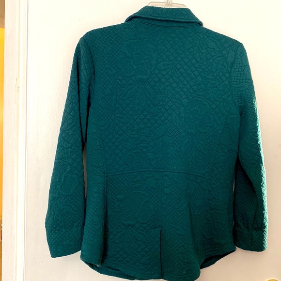 Issac Mizrahi Quilted Jacket. Size Small. Lightweight. Practical. Versatile. - Picture 3 of 8